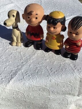 VTG Peanuts-Snoopy Inspired Character Figures - Kids Toys